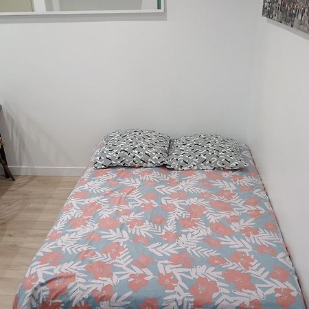 Paris Appartment 30 M2 Paris 2 Beds Subway Station 13 And 14 And 4 Saint-Ouen  Εξωτερικό φωτογραφία